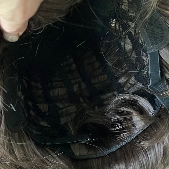 NWT 9” dark brown wig natural puff volume top layer messy crown side chocolate - Picture 11 of 14